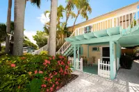 Cedar Cove Resort & Cottages Hotels in Bradenton Beach