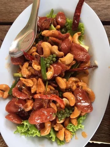 รูปภาพของชัยวัฒน์ รีสอร์ท