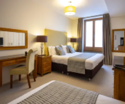 Inverness City Suites