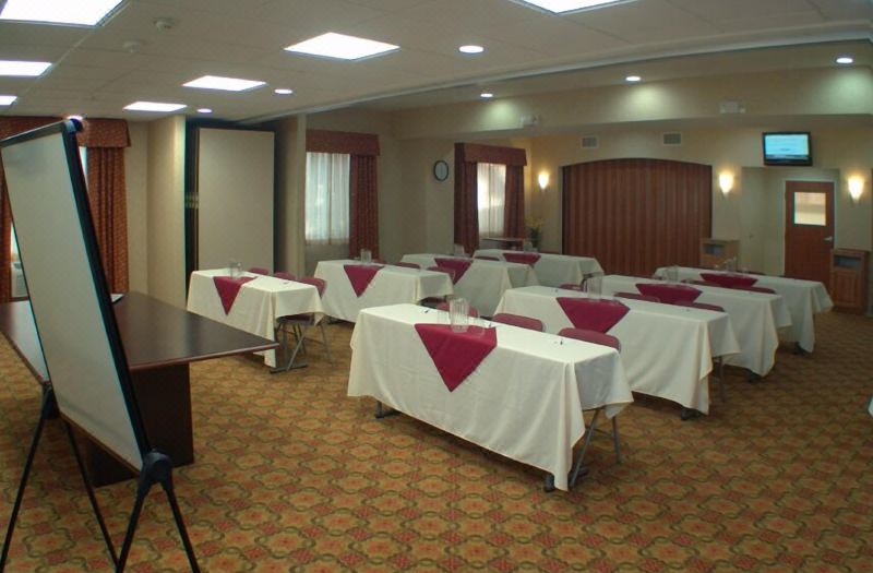 Comfort Suites Eugene photo 5