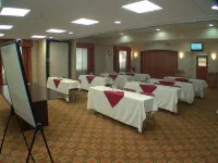 Comfort Suites Eugene - 2-Star