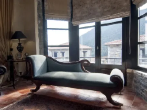 オストラ・メナロン・ラグジュアリー・スイーツ トリポリスのホテル