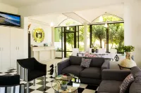 Terinikos Sunny Garden Hotel & Junior Suites