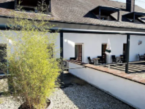 Hotel Weinhaus Weis Hoteles en Leiwen