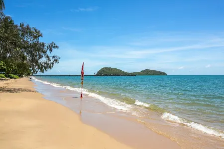 Elysium Triton by the Sea