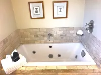 Revere Guest House