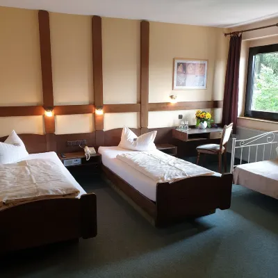 Heidehotel Anna Hotels in der Nähe von Königreichssaal Jehovas Zeugen