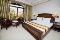 Neelams the Glitz - spa