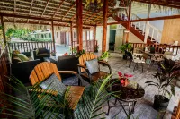 Xye   Resort Hotels in Orange Bay