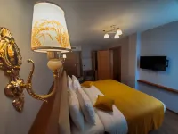 アルバノポリス ホテル