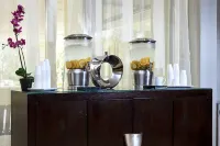 DoubleTree by Hilton Princeton - breakfast