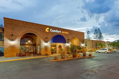 Comfort Suites at Sabino Canyon Hotels in Tucson