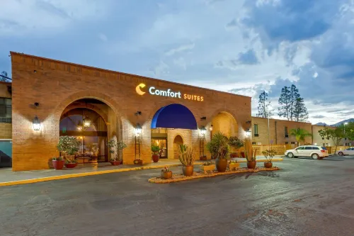 Comfort Suites at Sabino Canyon Hotels in Tucson