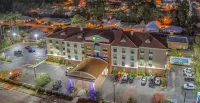 Holiday Inn Express & Suites Gulf Shores