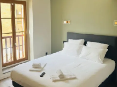 城堡酒店 貝納克和卡澤納克酒店