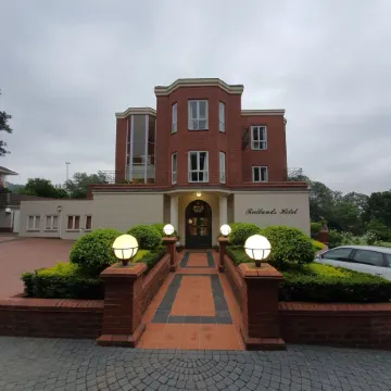 Redlands Hotel