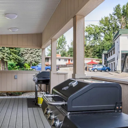 Glenwood Inn & Suites