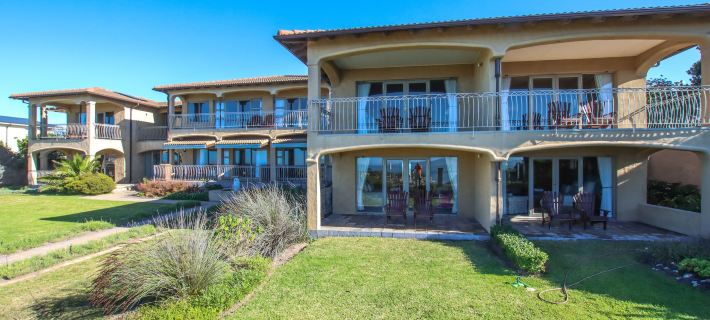 On the Cliff Guest House Hotels in Hermanus