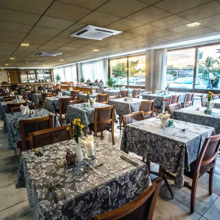 Catussaba Business Hotel Отели рядом с достопримечательностью «Пляж Итапуа»