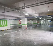 Merrymud Hotel - parking
