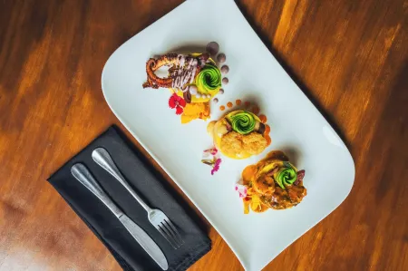 Cafe Playa Negra Hotel