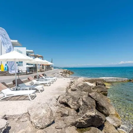 Costa Vasia Suites & Apartments