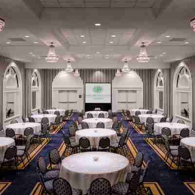 Hotel Shattuck Plaza Dining/Meeting Rooms
