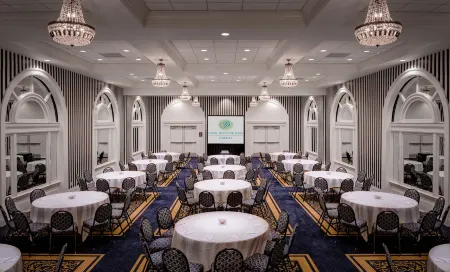 Hotel Shattuck Plaza