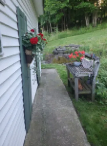 A 20s Cottage in Honesdale Hotels in Honesdale