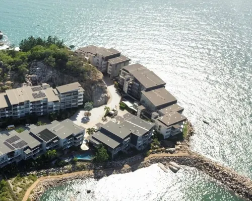 Amazing sea views capture the sea breezes located on beautiful Magnetic Island. Hotels in Nelly Bay