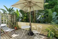 The Hastings Beach Houses Hotels in 