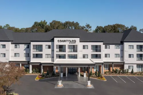 Courtyard Dothan Hotel di Dothan
