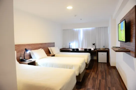 Trade Hotel Hoteles cerca de Granbery Museum