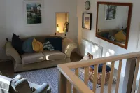 Yewtree Cottage - 'The Art House' and Garden