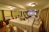 Shwe Ingyinn Hotel Mandalay - Kitchens