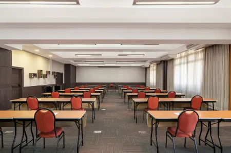 Novotel São José Dos Campos Отели в г. Сан-Жосе-дус-Кампус