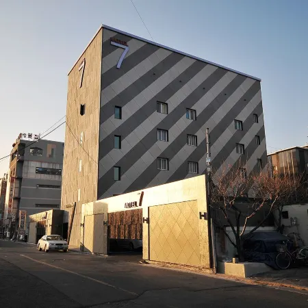 7 Motel