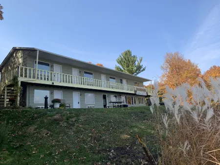 Eagle View Motel & Retreat Отели в г. Clayton County