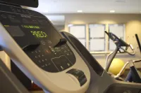 Executive Inn & Suites Oakland - Gym