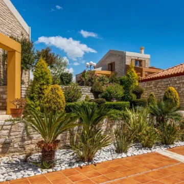 Enastron Villas