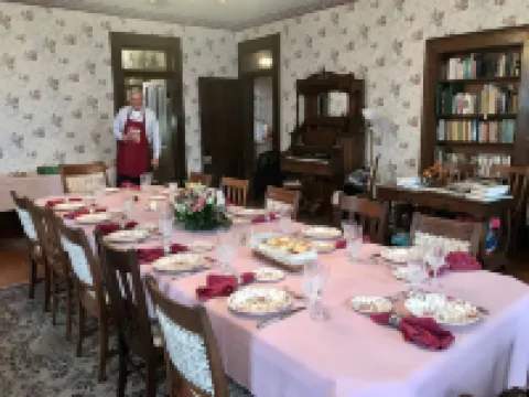 Corner George Inn Bed & Breakfast Hotels in Monroe County