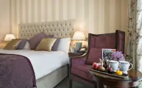The Wyatt Hotel Hotels in Westport