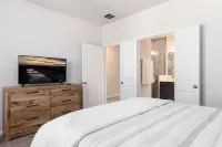 Spacious Pet Friendly - 7 Miles to Eagle Mountain Lake Hotels near Ranchview Village Shopping Center