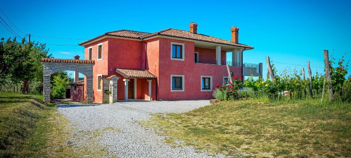 Wine & Apartment Vinales Ξενοδοχεία στην πόλη Koper