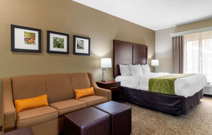 Comfort Inn & Suites