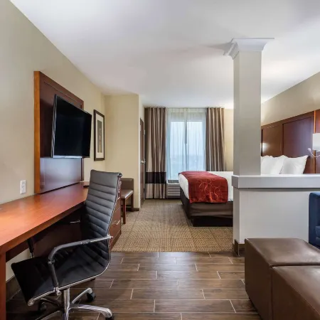 Comfort Suites Bowling Green Southeast