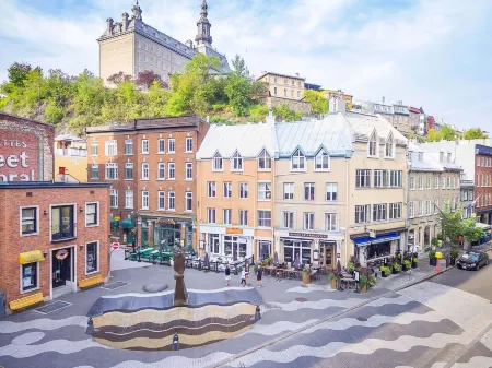 Les Lofts de Buade - PAR les Lofts Vieux-Québec Отели рядом с достопримечательностью «Cartier-Brébeuf National Historic Site»