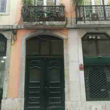 B in B Lisbon Downtown Suites Hotel Exterior