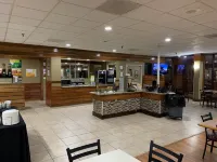 Quality Inn & Suites Pensacola Bayview - breakfast