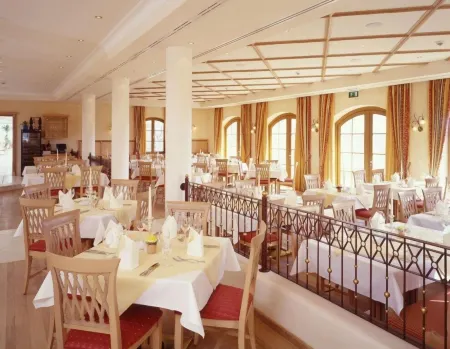 Hotel Und Landgasthof Altwirt